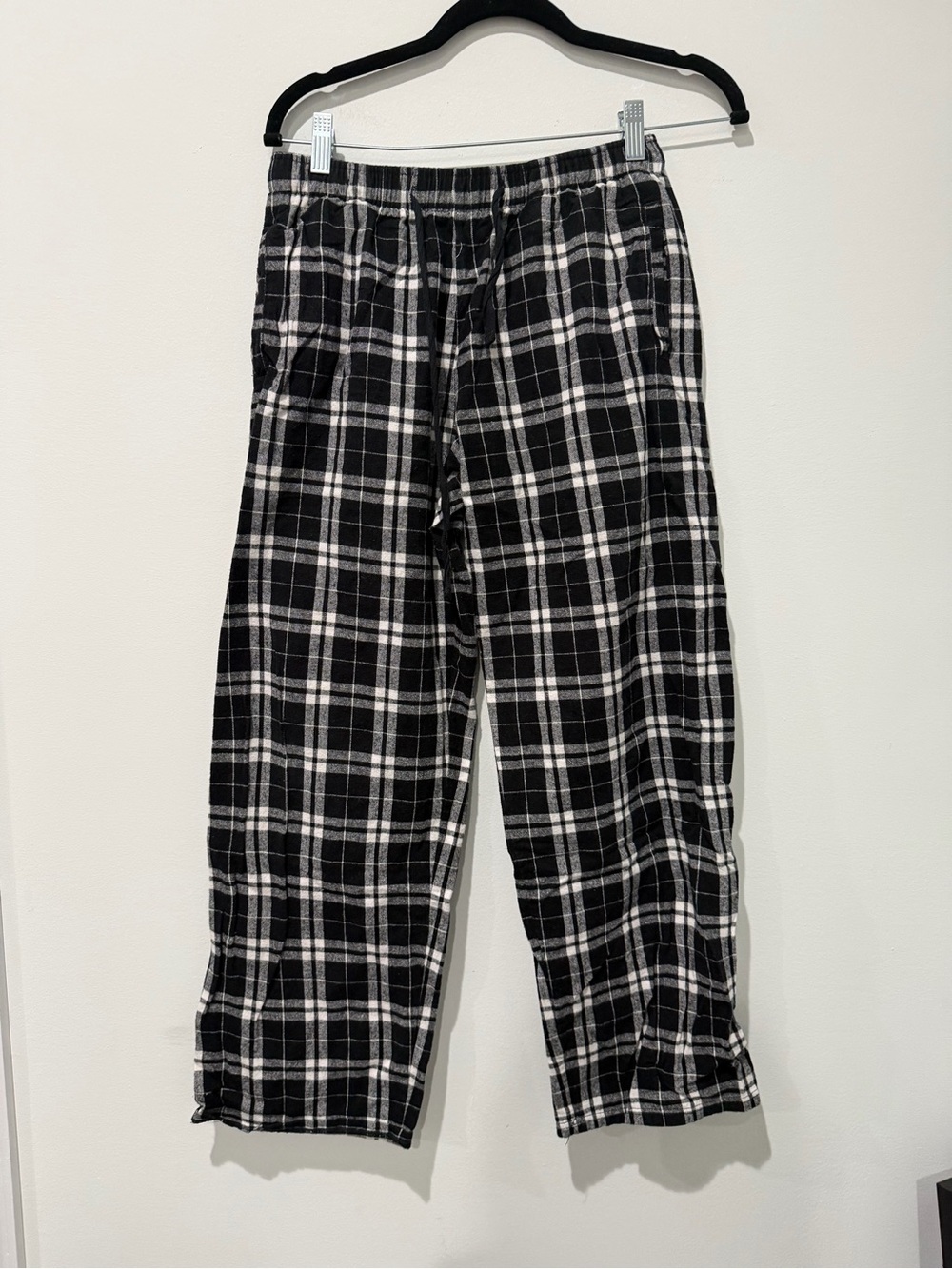 Source Unknown Black & White Plaid Women’s Lounge Pajama Pants